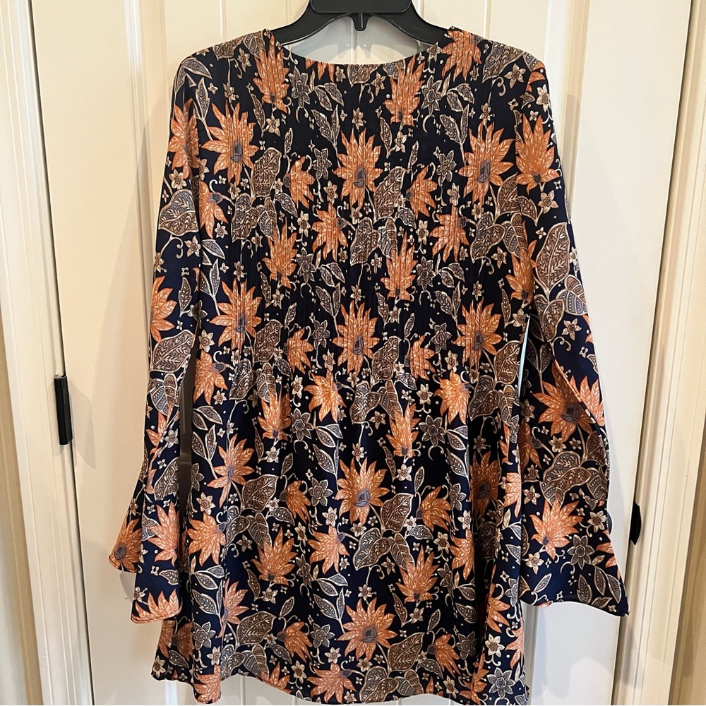 Tularosa Audrey Dress, Navy, Floral, Bell sleeves - Picture 9 of 15
